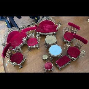Dollhouse furniture
